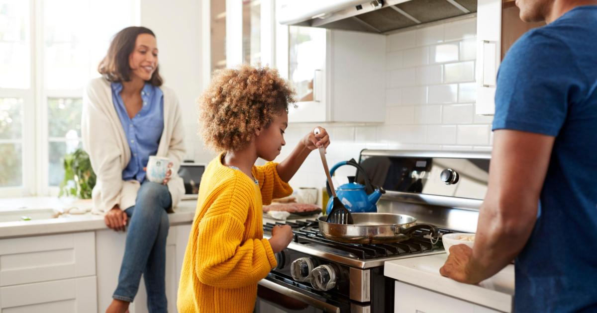 Family cooking