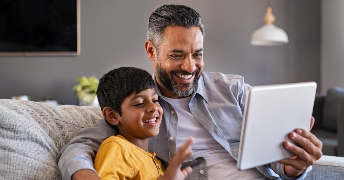 Family using tablet